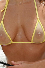 This bikini is fortunately show-trough 01