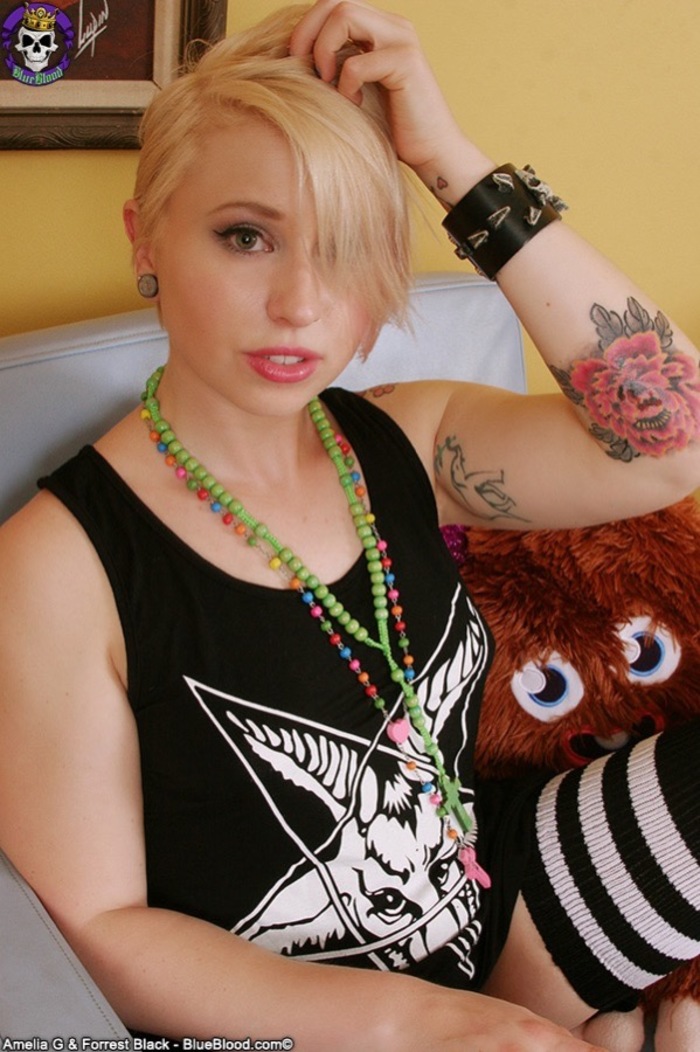 Devilish Punky Babe Toys