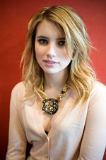 Emma Roberts In Naked Pics 09