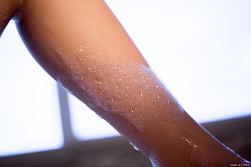Aubrey Snow Dips Herself Into A Warm Bath