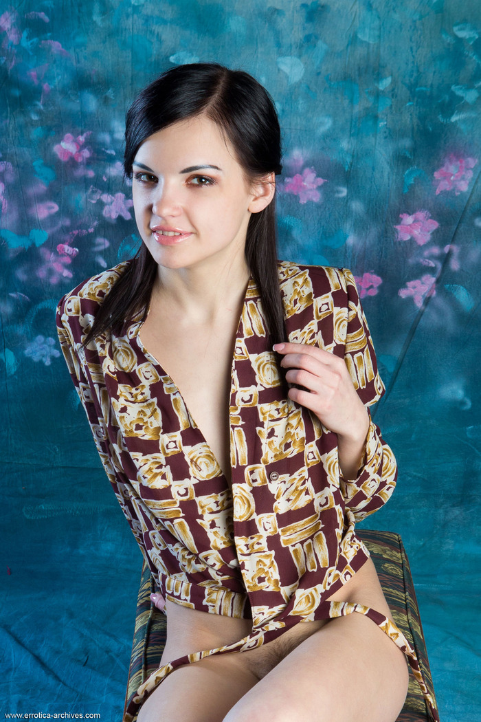 Presenting Vikki Mauri