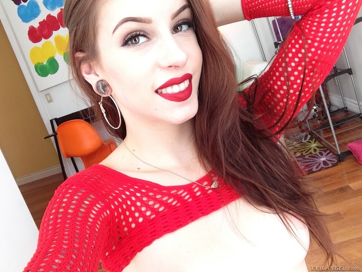 Rimming, Gaping Ass-To-Mouth Threesome