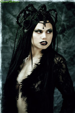 Dark Queen 00