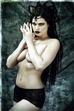 Dark Queen 07
