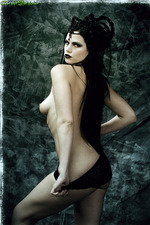 Dark Queen 09