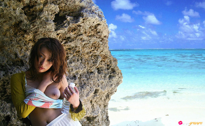 Nao Yoshizaki On The Beach