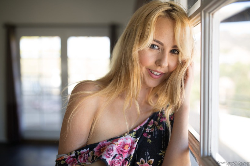 Aali Kali is so pretty