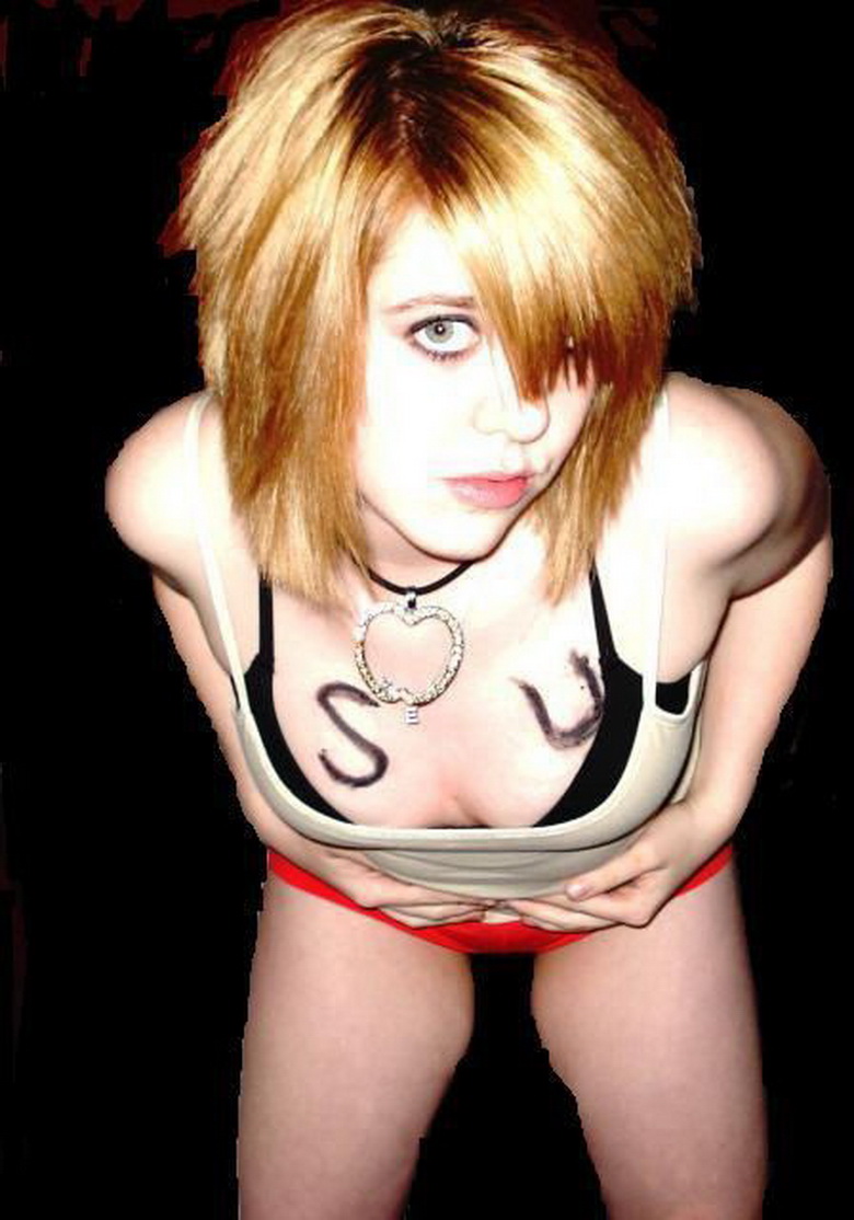 Awesome indie girls having sex