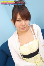 Young Japanese Shaved Girl 01