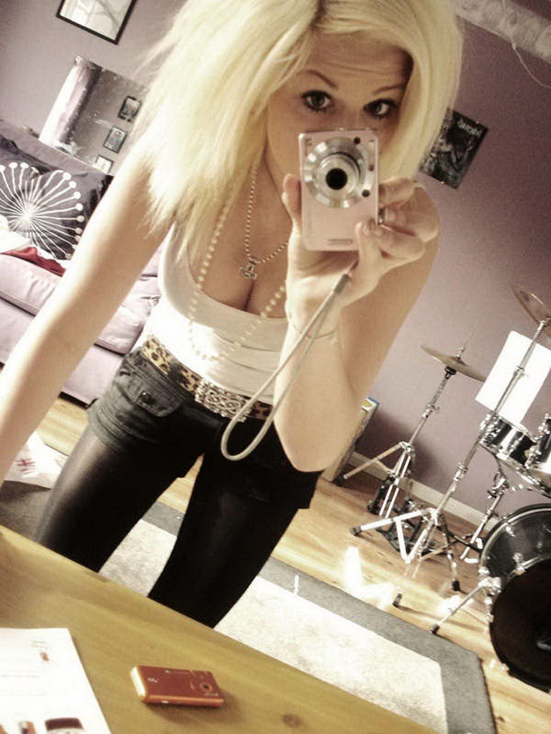 Hot blonde emo girls