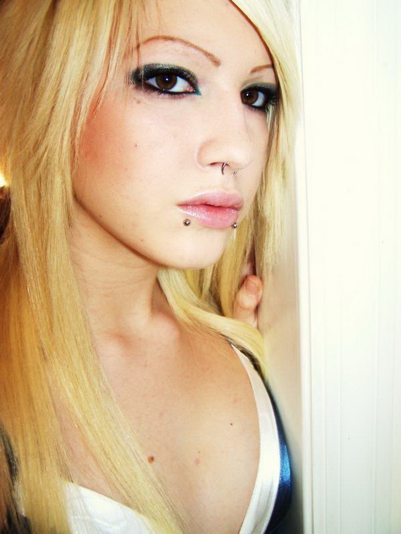 Hot blonde emo girls