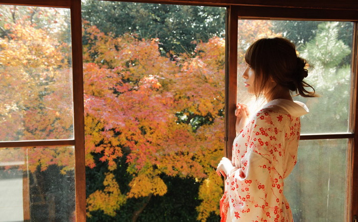 Alice Miyuki Show Big Breast