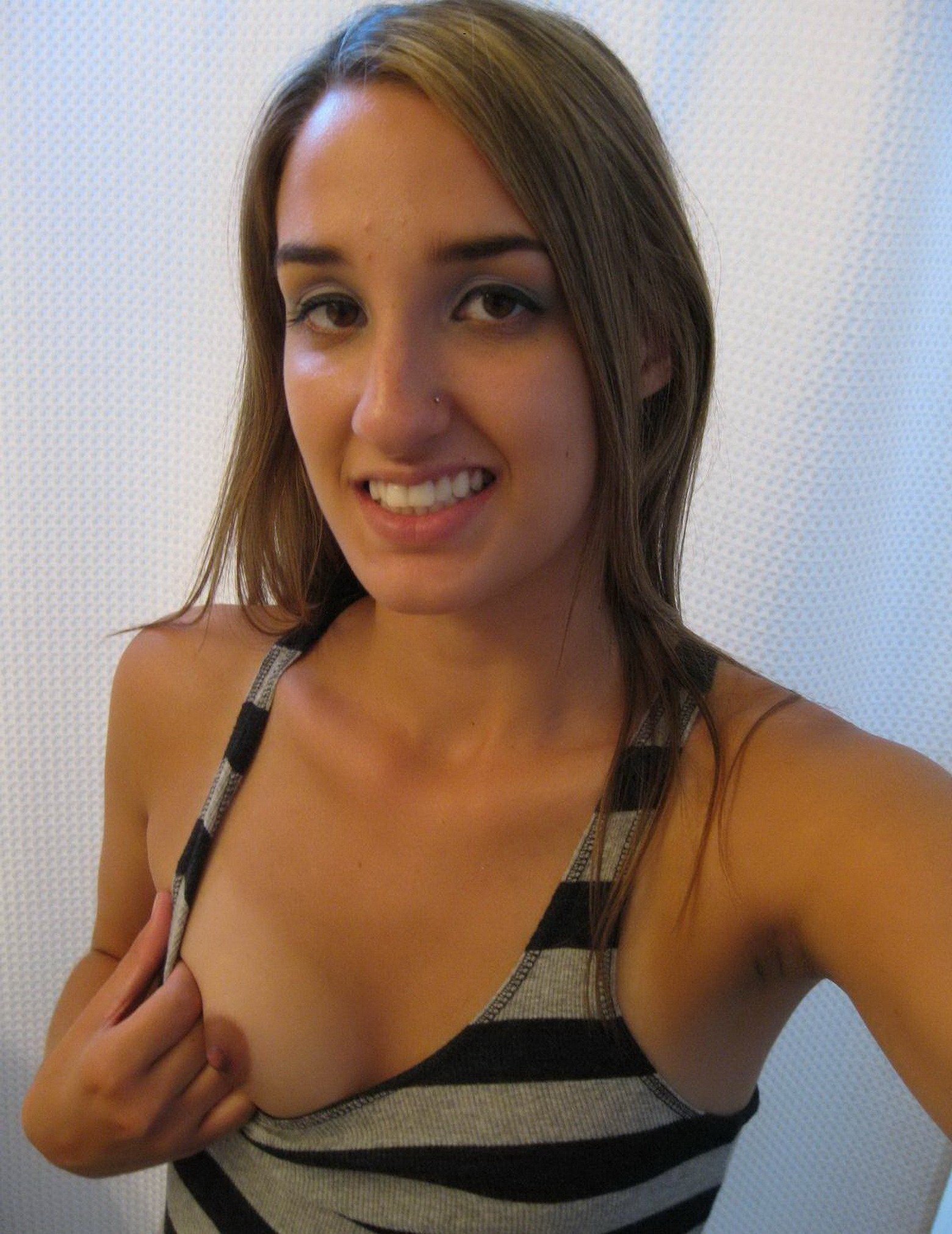 Amateurs and very nice girlfriends pics 