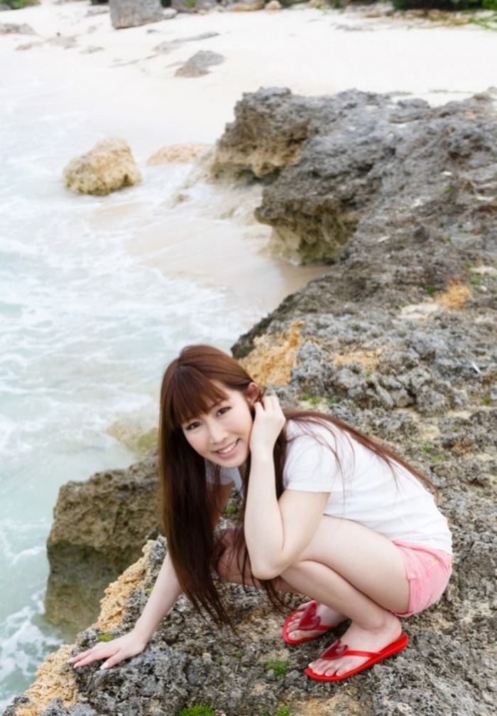 Azumi Kinoshita Amazing Asian