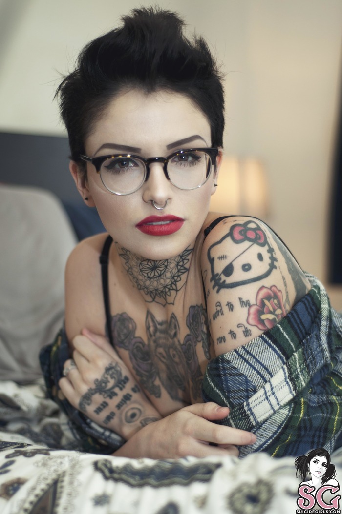 Emo Teen Babe Leighraven