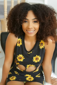 Nia Nixon Orthodontic Orgasms