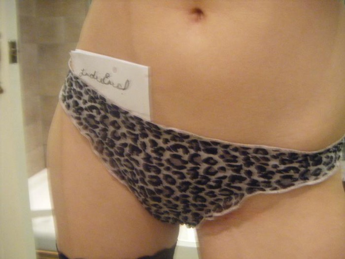 Kinky Amateur In The Bathroom
